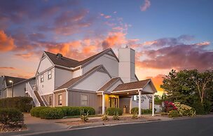MainStay Suites St. Louis - Galleria