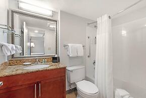 MainStay Suites St. Louis - Galleria