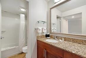 MainStay Suites St. Louis - Galleria