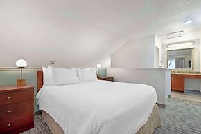 MainStay Suites St. Louis - Galleria