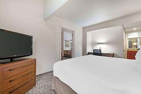 MainStay Suites St. Louis - Galleria