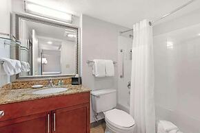 MainStay Suites St. Louis - Galleria