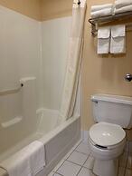 Quality Inn Ottawa near Starved Rock State Park