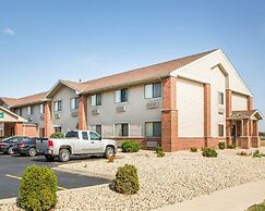 Quality Inn Ottawa near Starved Rock State Park