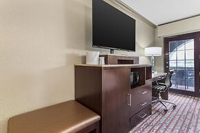 Best Western Plus Brookside Inn