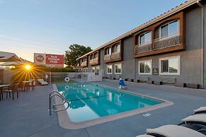 Best Western Plus Brookside Inn