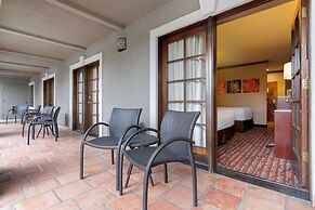 Best Western Plus Brookside Inn