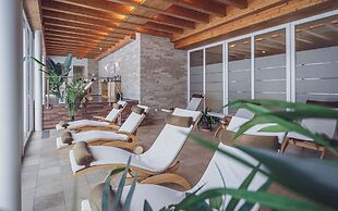 Mountain Plaza Hotel