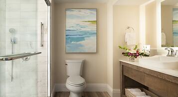 Pier House Resort & Spa