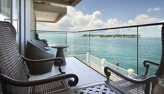 Pier House Resort & Spa