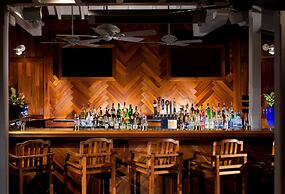 Pier House Resort & Spa