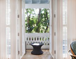 Pier House Resort & Spa