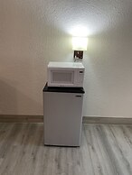 Motel 6 Pooler, GA - Savannah Airport