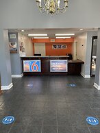 Motel 6 Pooler, GA - Savannah Airport