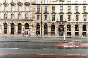 Manchester Portland By Sunday
