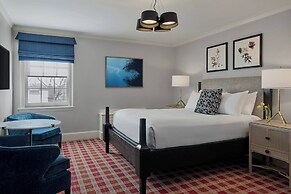 Morrison House Old Town Alexandria, Autograph Collection