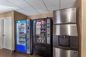 Comfort Inn Gurnee near Six Flags