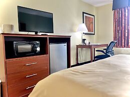Quality Inn & Suites Wisconsin Dells Downtown - Waterparks Area