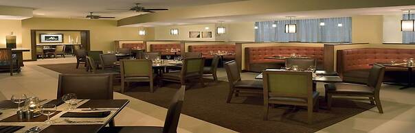 Four Points by Sheraton Suites Tampa Airport Westshore