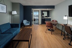 Four Points by Sheraton Suites Tampa Airport Westshore