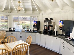 Pea Soup Andersen's Inn