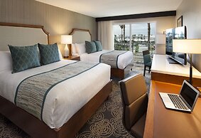Redondo Beach Hotel, Tapestry Collection by Hilton