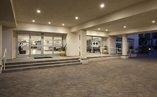 Redondo Beach Hotel, Tapestry Collection by Hilton