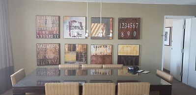 DoubleTree by Hilton St. Louis - Westport