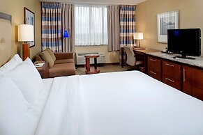 DoubleTree by Hilton St. Louis - Westport