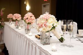 DoubleTree by Hilton St. Louis - Westport