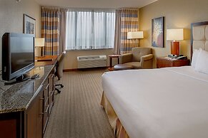 DoubleTree by Hilton St. Louis - Westport