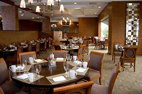 DoubleTree by Hilton St. Louis - Westport