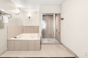 Country Inn & Suites by Radisson, Brookings, SD