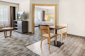 Country Inn & Suites by Radisson, Brookings, SD