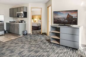 Country Inn & Suites by Radisson, Brookings, SD