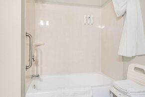 Country Inn & Suites by Radisson, Brookings, SD