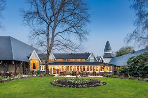 Chateau on the Park - Christchurch, a DoubleTree by Hilton