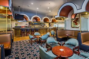 Chateau on the Park - Christchurch, a DoubleTree by Hilton