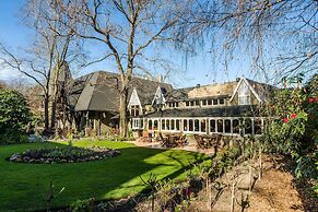 Chateau on the Park - Christchurch, a DoubleTree by Hilton