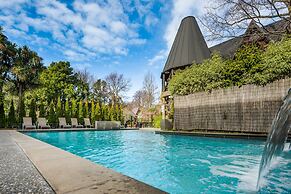 Chateau on the Park - Christchurch, a DoubleTree by Hilton