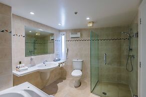 Chateau on the Park - Christchurch, a DoubleTree by Hilton