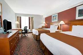 Ramada by Wyndham Niagara Falls/Fallsview
