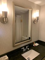 Ramada by Wyndham Niagara Falls/Fallsview