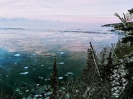 The Cliff Dweller on Lake Superior