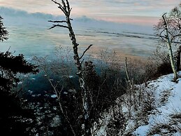 The Cliff Dweller on Lake Superior