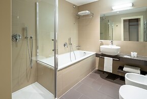 UNA HOTELS Bologna Fiera