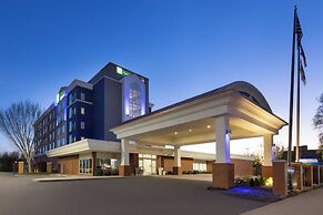 Holiday Inn Express Augusta Downtown by IHG