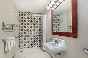 Dry Creek Inn MOD Collection by Sonesta