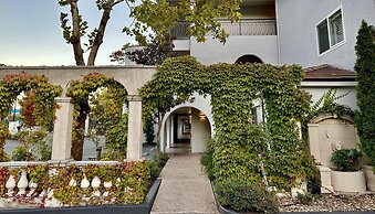 Dry Creek Inn MOD Collection by Sonesta