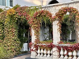 Dry Creek Inn MOD Collection by Sonesta